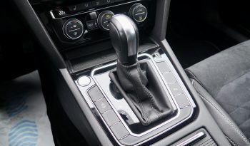 
VOLKSWAGEN Passat SW 2,0 Tdi 150 DSG7 Elégance  + Digital Cockpit + 18 complet								