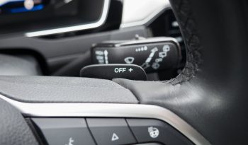 
VOLKSWAGEN Passat SW 2,0 Tdi 150 DSG7 Elégance  + Digital Cockpit + 18 complet								