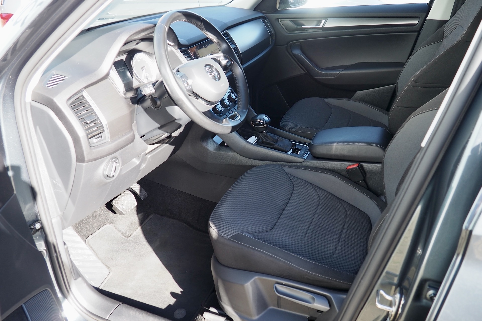 SKODA Kodiaq 1,5 Tsi 150 DSG Ambition  + Caméra + Carte main-libre + Options, 1ère Main – Garantie 12 mois