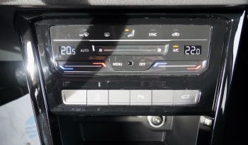 
VOLKSWAGEN Touran 1,5 Tsi 150 Evo Style  + Digital Cockpit + Attelage + Options, 1ère Main  – Garantie 12 mois. complet								