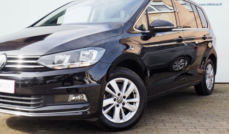 VOLKSWAGEN Touran 1,5 Tsi 150 Evo Style  + Digital Cockpit + Attelage + Options, 1ère Main  – Garantie 12 mois.