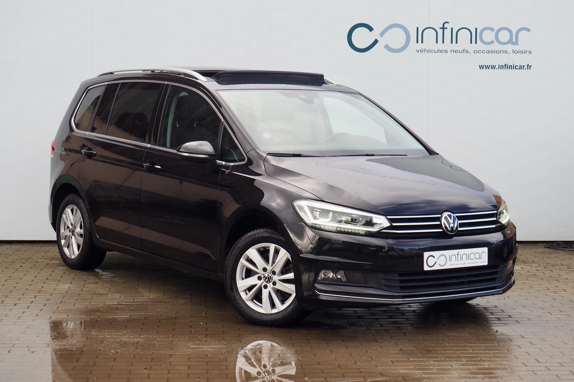 VOLKSWAGEN Touran 1,5 Tsi 150 Evo DSG7 Carat  + Toit panoramique + Attelage  + Full Led + Options, 1ère Main – Garantie 12 mois.