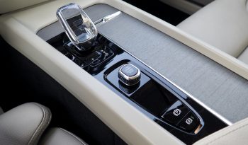 
VOLVO V60 B3 163 Geartronic Inscription  + Toit panoramique + Attelage  + Intellisafe Pro + Options, 1ère Main – Garantie 12 mois. complet								