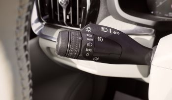 
VOLVO V60 B3 163 Geartronic Inscription  + Toit panoramique + Attelage  + Intellisafe Pro + Options, 1ère Main – Garantie 12 mois. complet								