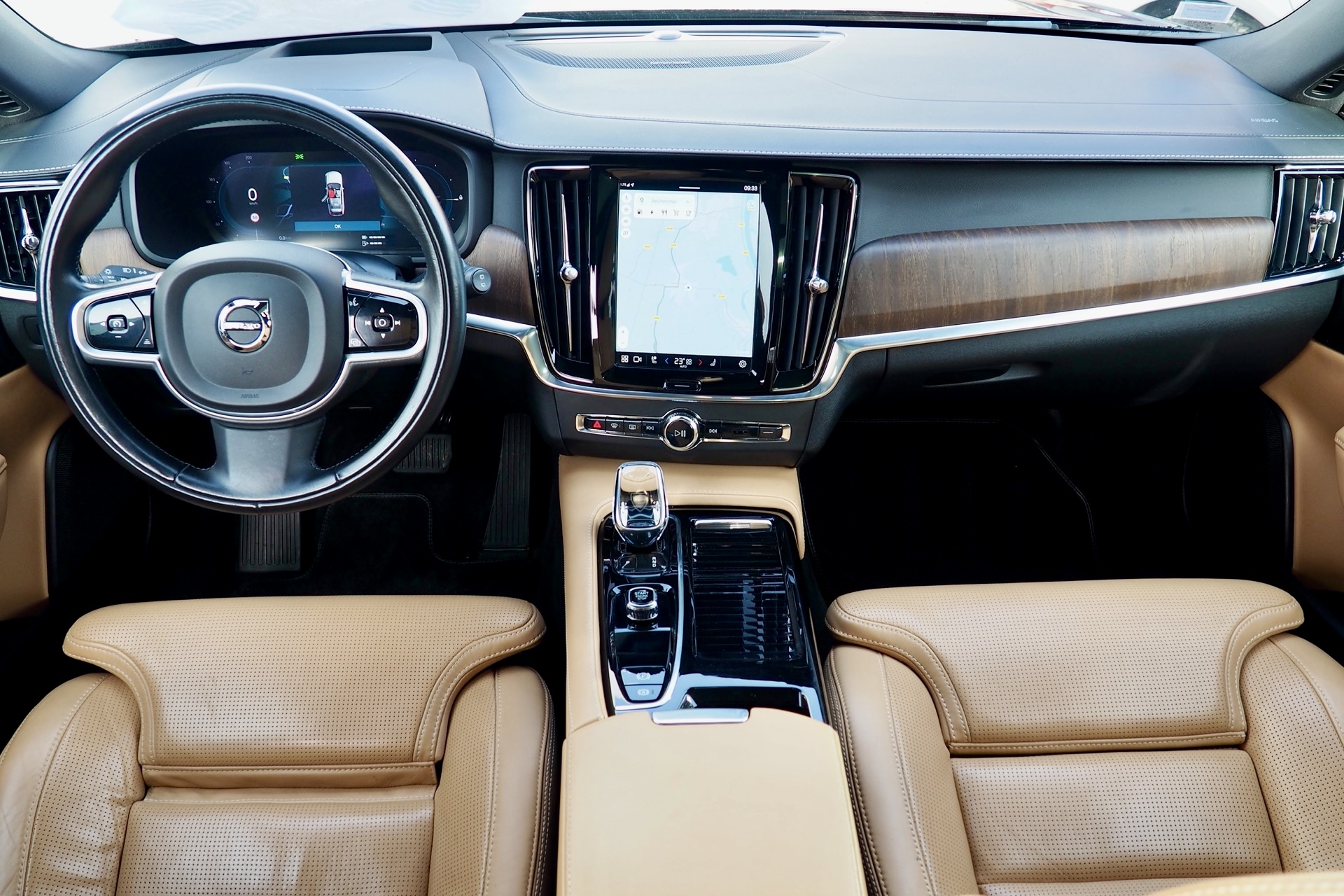 VOLVO V90 T6 Recharge 340 Inscrition Luxe  + Full Options, 1ère Main – Garantie 12 mois.