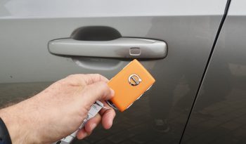 VOLVO V90 B4 197 Geartronic Momentum Business + Options, 1ère Main – Garantie 12 mois. complet