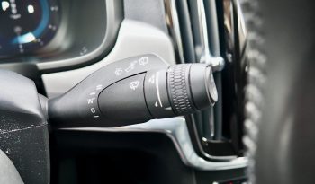 VOLVO V90 B4 197 Geartronic Momentum Business + Options, 1ère Main – Garantie 12 mois. complet