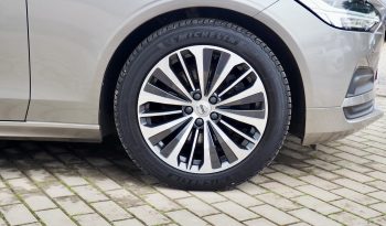 VOLVO V90 B4 197 Geartronic Momentum Business + Options, 1ère Main – Garantie 12 mois. complet