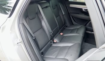 VOLVO V90 B4 197 Geartronic Momentum Business + Options, 1ère Main – Garantie 12 mois. complet