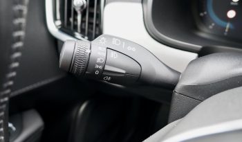VOLVO V90 B4 197 Geartronic Momentum Business + Options, 1ère Main – Garantie 12 mois. complet