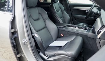 VOLVO V90 B4 197 Geartronic Momentum Business + Options, 1ère Main – Garantie 12 mois. complet