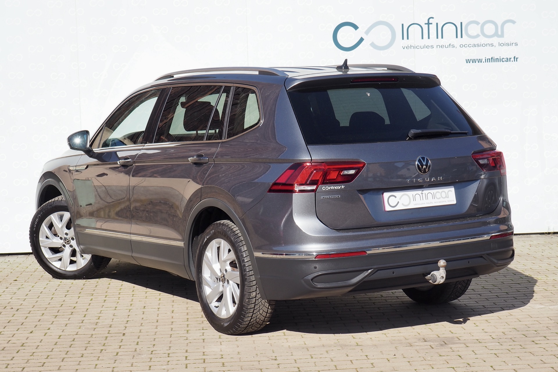 VOLKSWAGEN Tiguan Allspace 2,0 Tdi 150 Life Business  + Attelage + Caméra + Full Led + Options, 1ère Main – Garantie 12 mois.