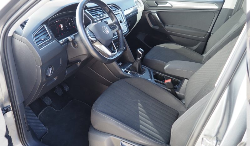 VOLKSWAGEN Tiguan Allspace 2,0 Tdi 150 Life Business  + Attelage + Caméra + Full Led + Options, 1ère Main – Garantie 12 mois.