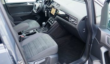 VOLKSWAGEN Touran 2,0 Tdi 150 DSG Carat + Toit pano. + Caméra + Full Led + Options – Garantie 12 mois. complet
