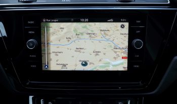 VOLKSWAGEN Touran 2,0 Tdi 150 DSG Carat + Toit pano. + Caméra + Full Led + Options – Garantie 12 mois. complet
