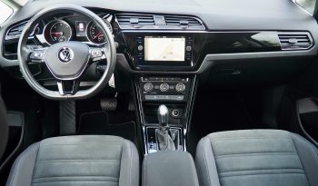 VOLKSWAGEN Touran 2,0 Tdi 150 DSG Carat + Toit pano. + Caméra + Full Led + Options – Garantie 12 mois. complet