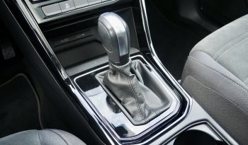 VOLKSWAGEN Touran 2,0 Tdi 150 DSG Carat + Toit pano. + Caméra + Full Led + Options – Garantie 12 mois. complet