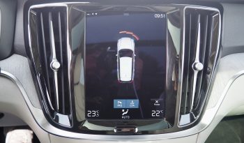 VOLVO V60 B3 163 Geartronic Inscription Luxe + Toit panoramique + Caméra + Attelage + HUD + H.Kardon + Pilot Assist + Options, 1ère Main – Garantie 12 mois. complet
