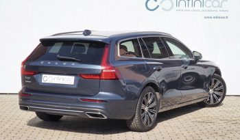 VOLVO V60 B3 163 Geartronic Inscription Luxe + Toit panoramique + Caméra + Attelage + HUD + H.Kardon + Pilot Assist + Options, 1ère Main – Garantie 12 mois. complet