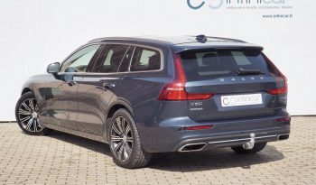 VOLVO V60 B3 163 Geartronic Inscription Luxe + Toit panoramique + Caméra + Attelage + HUD + H.Kardon + Pilot Assist + Options, 1ère Main – Garantie 12 mois. complet