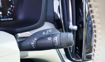 VOLVO V60 B3 163 Geartronic Inscription Luxe + Toit panoramique + Caméra + Attelage + HUD + H.Kardon + Pilot Assist + Options, 1ère Main – Garantie 12 mois. complet