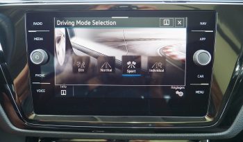 VOLKSWAGEN Touran 1,5 Tsi 150 Evo Carat, 7 places + Toit panoramique + Caméra + Attelage + Options, 1ère Main – Garantie 12 mois. complet