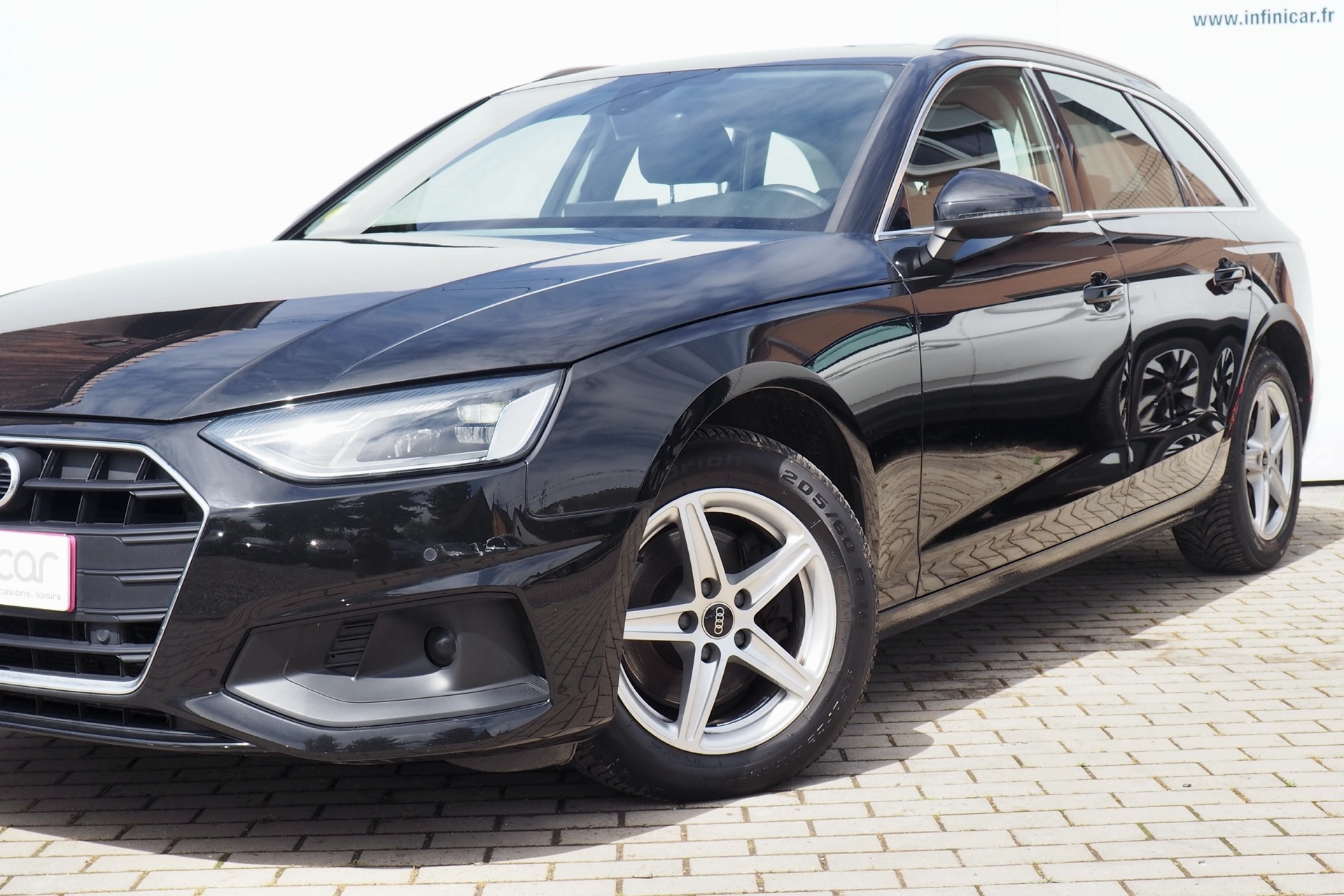 Audi A4 Avant 35 Tdi 163 S-Tronic Business Line + Attelage + Options, 1ère Main – Garantie 12 mois