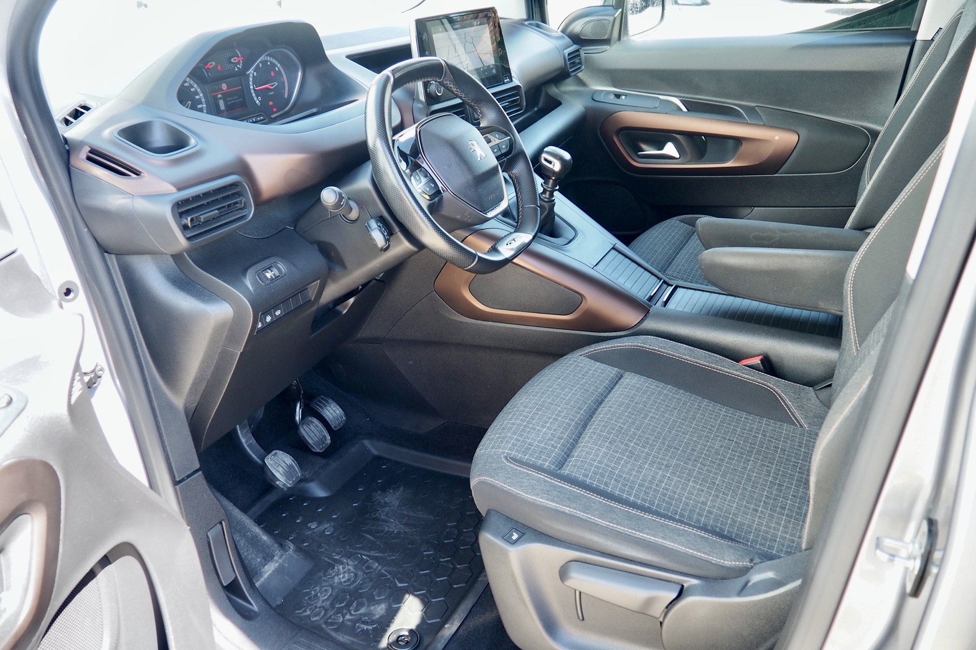 Peugeot Rifter Long XL Hdi 130 GT – 7 places + Options, 1ère Main – Garantie 12 mois