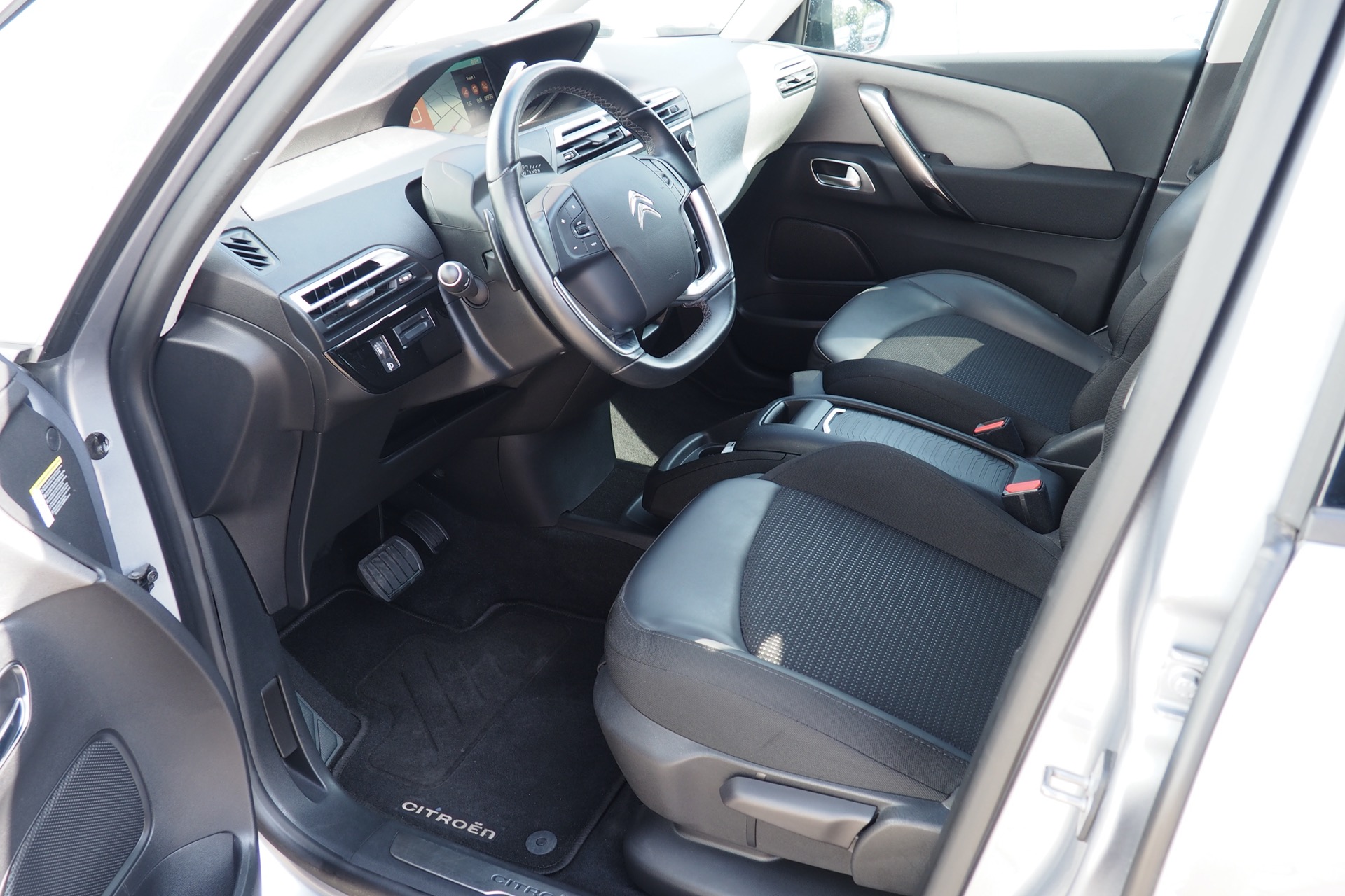 CITROEN Grand C4 Spacetourer Hdi 130 EAT8 Shine, 7 places + Attelage + Options, 1ère Main – Garantie 12 mois