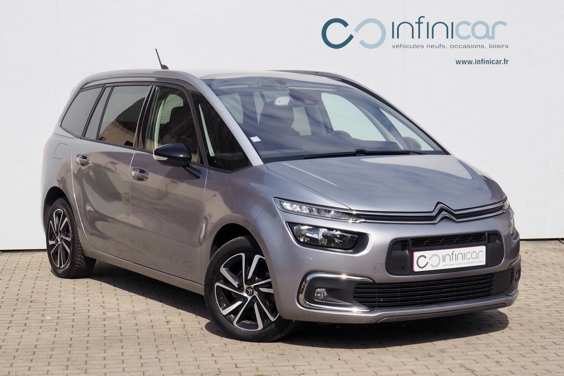 CITROEN Grand C4 Spacetourer Hdi 130 EAT8 Shine, 7 places + Attelage + Options, 1ère Main – Garantie 12 mois