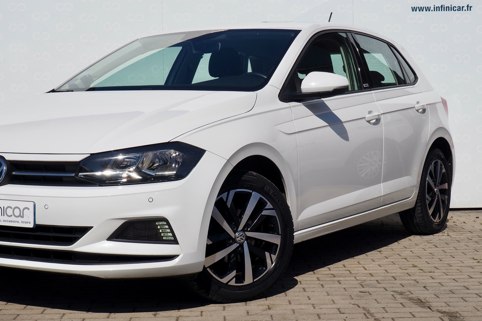 VOLKSWAGEN Polo TSI 95 Connect, 5p.  – Garantie 12 mois.