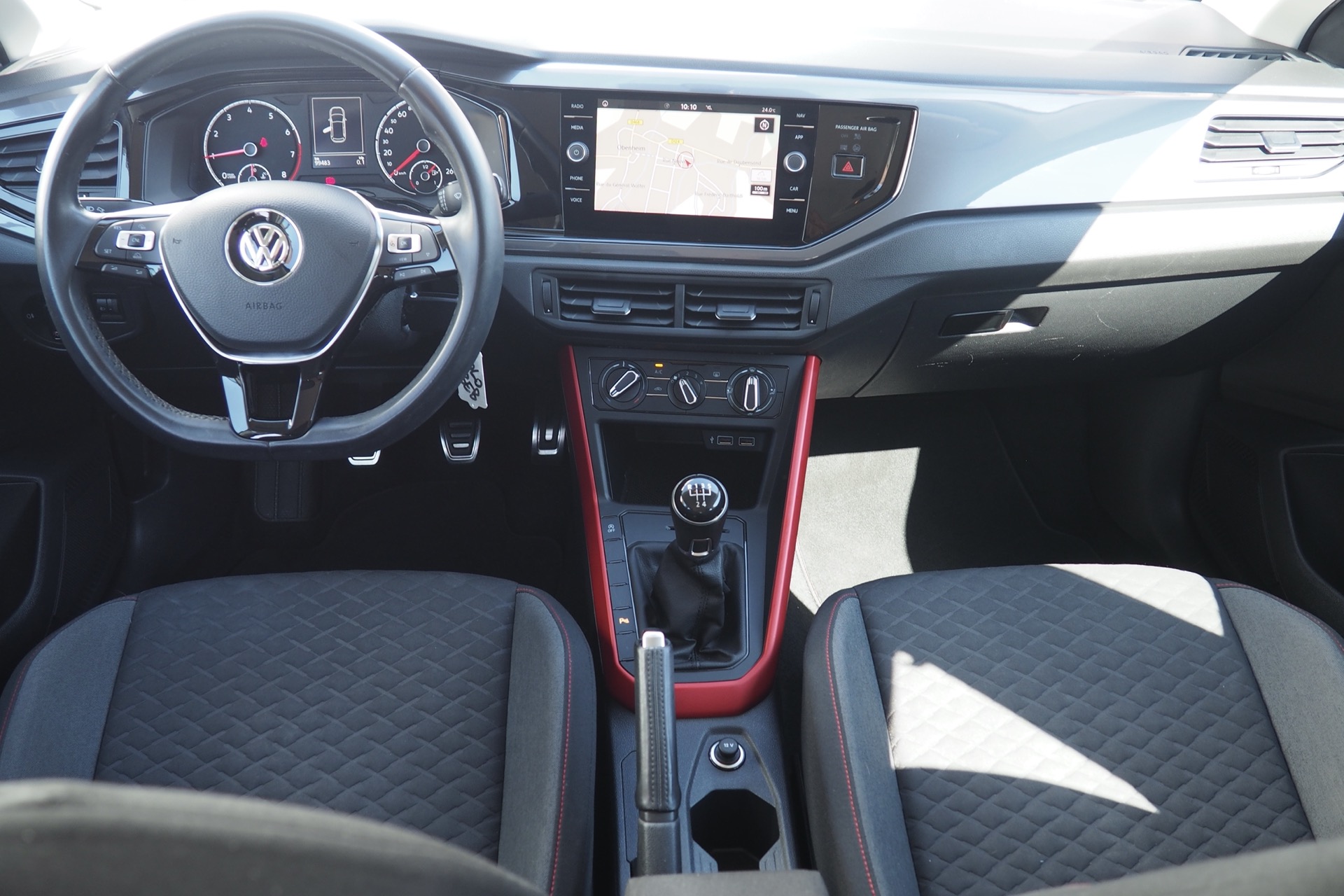 VOLKSWAGEN Polo TSI 95 Connect, 5p.  – Garantie 12 mois.