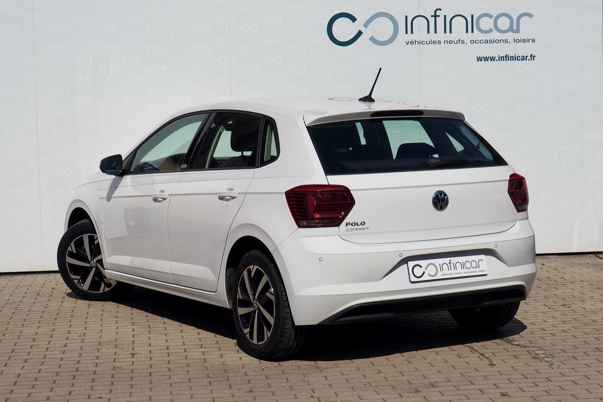 VOLKSWAGEN Polo TSI 95 Connect, 5p.  – Garantie 12 mois.