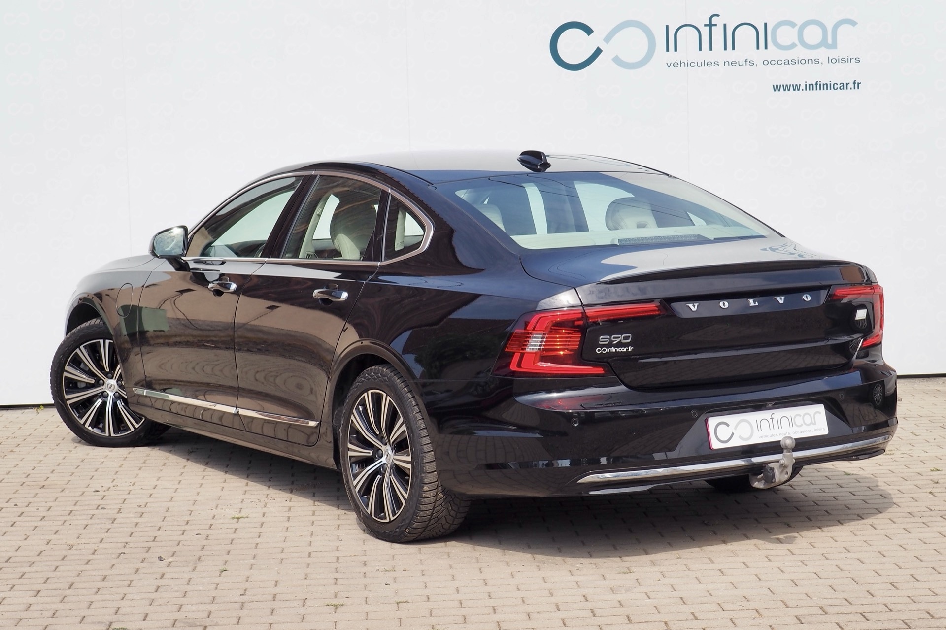VOLVO S90 T8 455 AWD Inscription  + Attelage + Caméra + Full Led + Options, 1ère Main – Garantie 12 mois