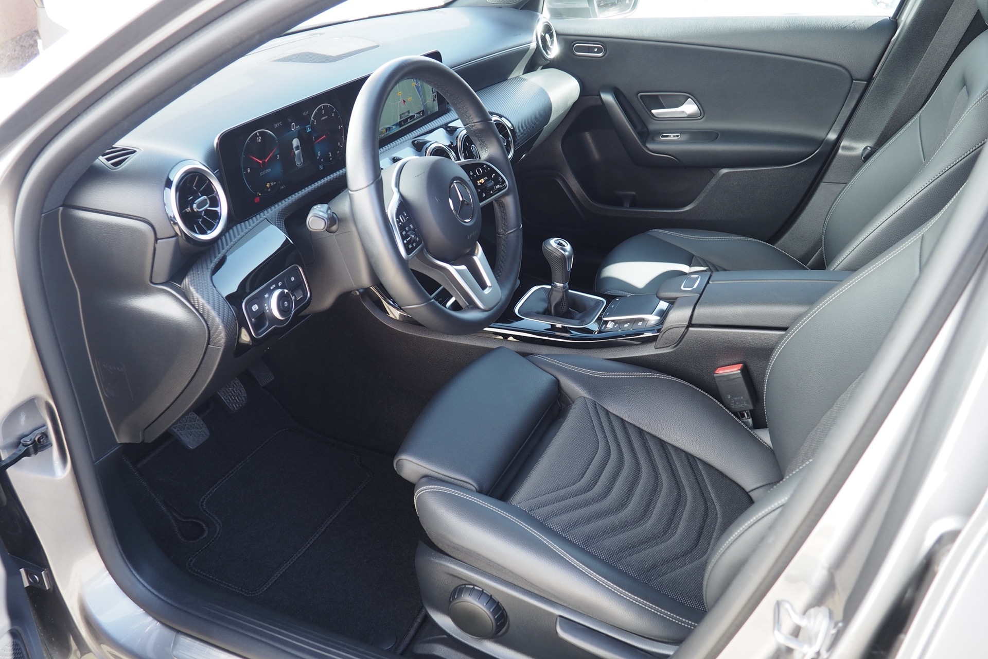 Mercedes-Benz Classe A 180d Style Line  + Options, 1ère Main – Garantie 12 mois