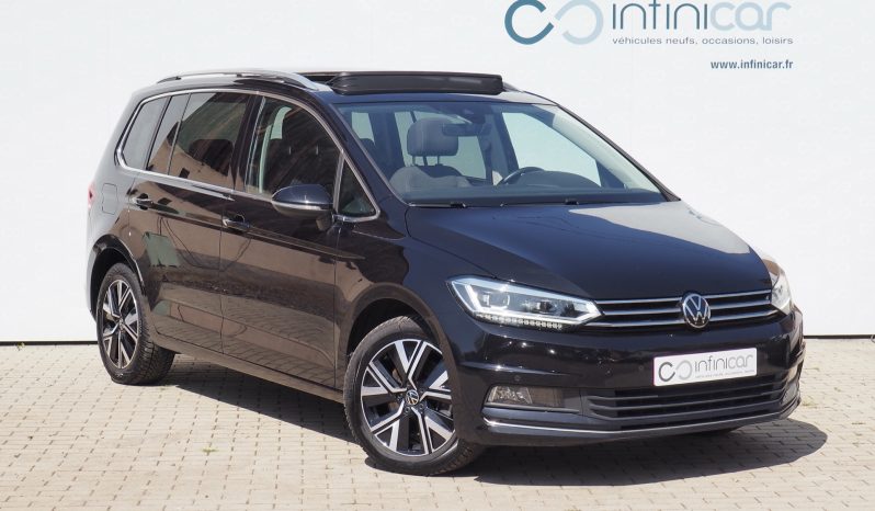 VOLKSWAGEN Touran VOLKSWAGEN Touran 2,0 Tdi 150 DSG Style, 7 places  + Toit pano. + Caméra + Full Led + Options – Garantie 12 mois