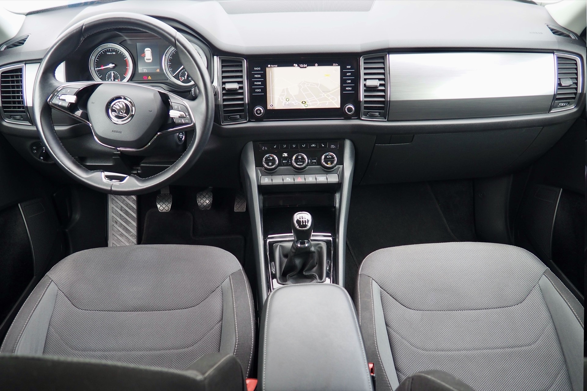 SKODA Kodiaq 1.5 TSI 150 Ambition 7 places + Caméra + Options, 1ère Main – Garantie 12 mois