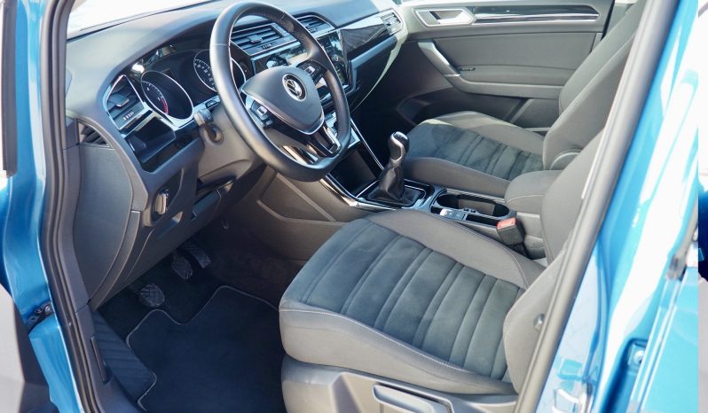 VOLKSWAGEN Touran 2,0 Tdi 122 Carat, 7 places  + Attelage + Caméra + Options, 1ère Main – Garantie 12 mois