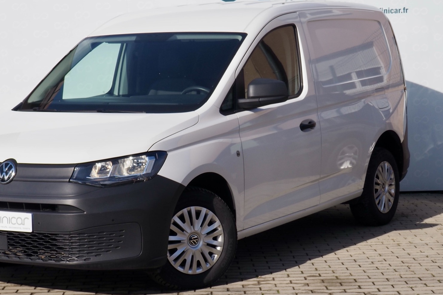 VOLKSWAGEN Caddy Van 2.0 Tdi 102 Business Line + Caméra – Garantie 12 mois – (14916,66 € HT)