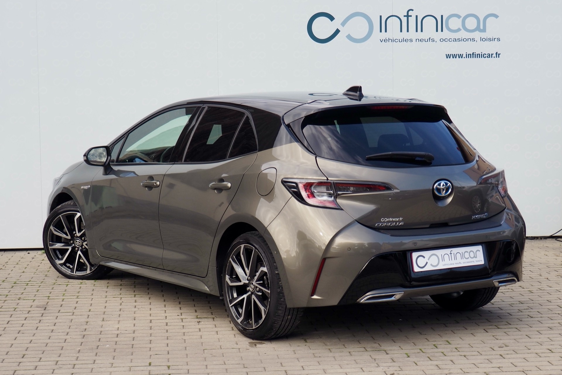 Toyota Corolla 2,0 Hybride 184h Collection , 1ère Main – Garantie 12 mois