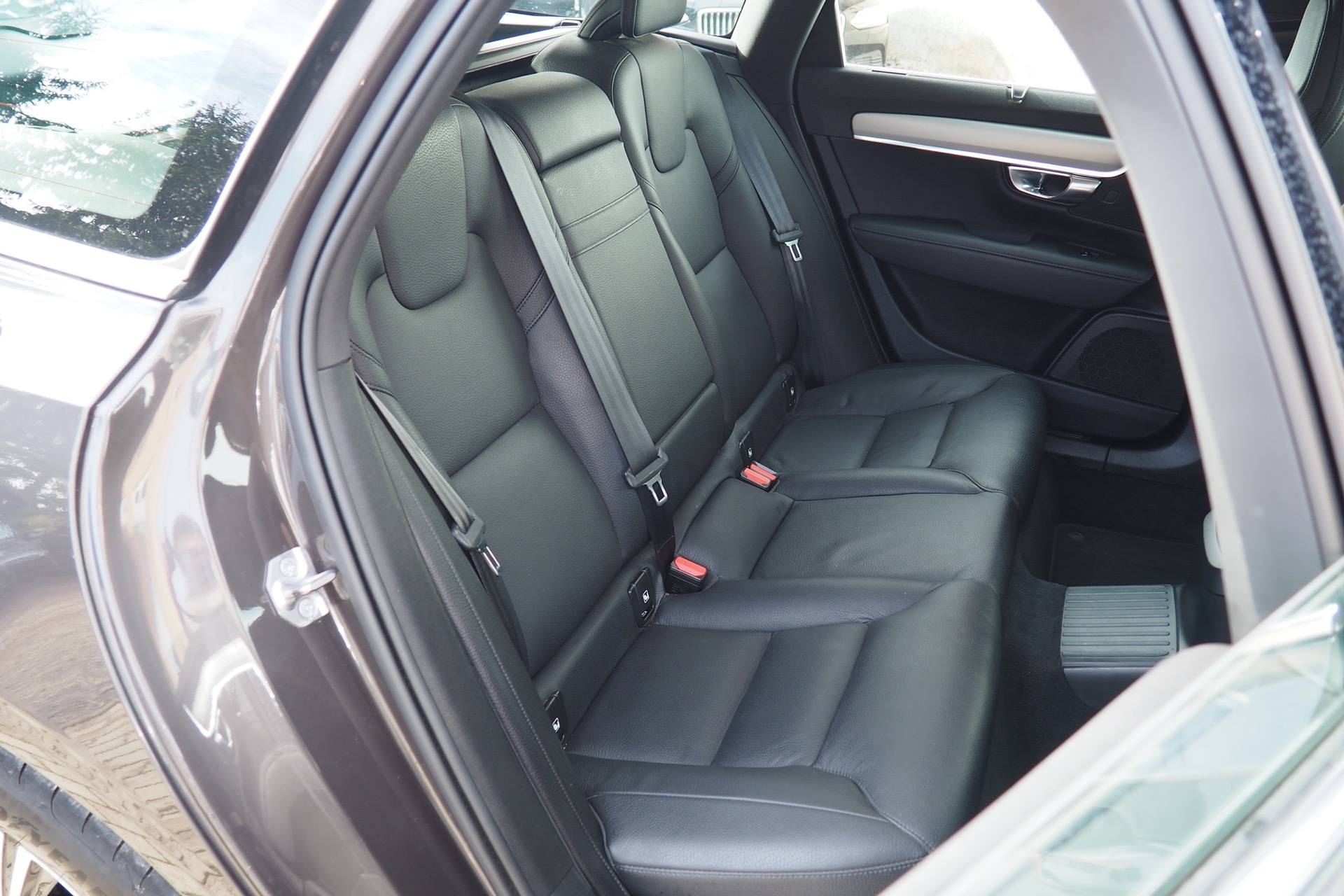 VOLVO V90 V90 T6 340 AWD Recharge Inscription + Options, 1ère Main – Garantie 12 mois.