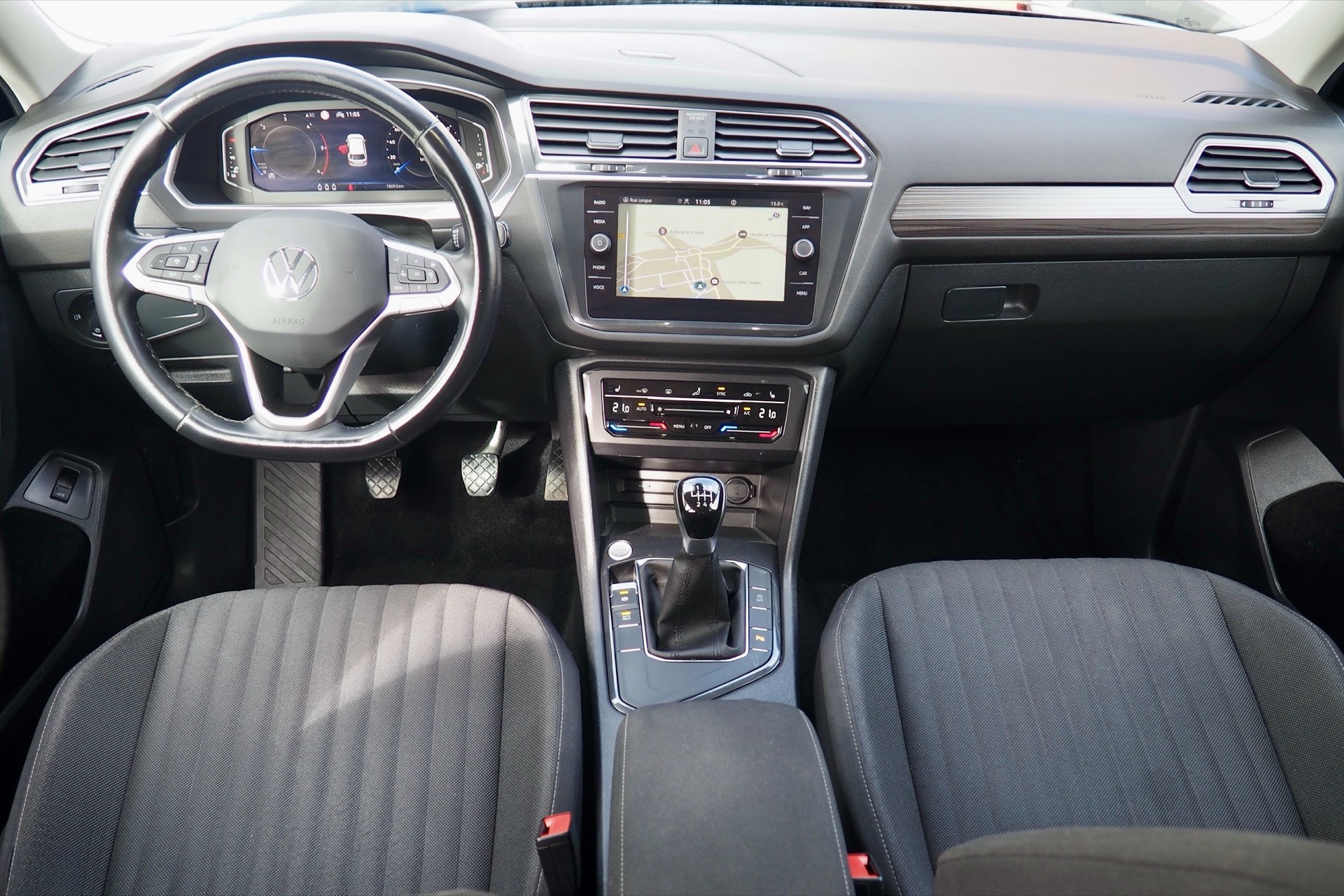 VOLKSWAGEN Tiguan Allspace 2,0 Tdi 150 Life Plus + Attelage + Options, 1ère Main – Garantie 12 mois