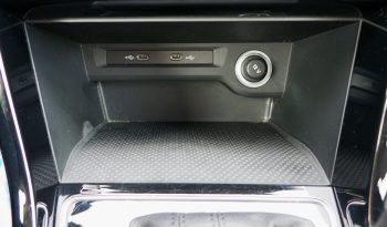 VOLKSWAGEN Touran 1,5 TSI 150 DSG Carat + Attelage + Options, 1ère Main – Garantie 12 mois. complet