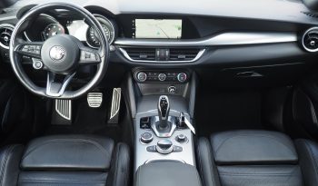 Alfa Roméo Stelvio 2,2d 160 AT8 Sprint + Pack Veloce + Options, 1ère Main – Garantie 12 mois. complet