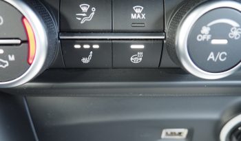 Alfa Roméo Stelvio 2,2d 160 AT8 Sprint + Pack Veloce + Options, 1ère Main – Garantie 12 mois. complet