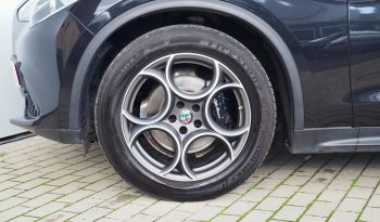 Alfa Roméo Stelvio 2,2d 160 AT8 Sprint + Pack Veloce + Options, 1ère Main – Garantie 12 mois. complet