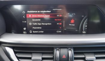 Alfa Roméo Stelvio 2,2d 160 AT8 Sprint + Pack Veloce + Options, 1ère Main – Garantie 12 mois. complet